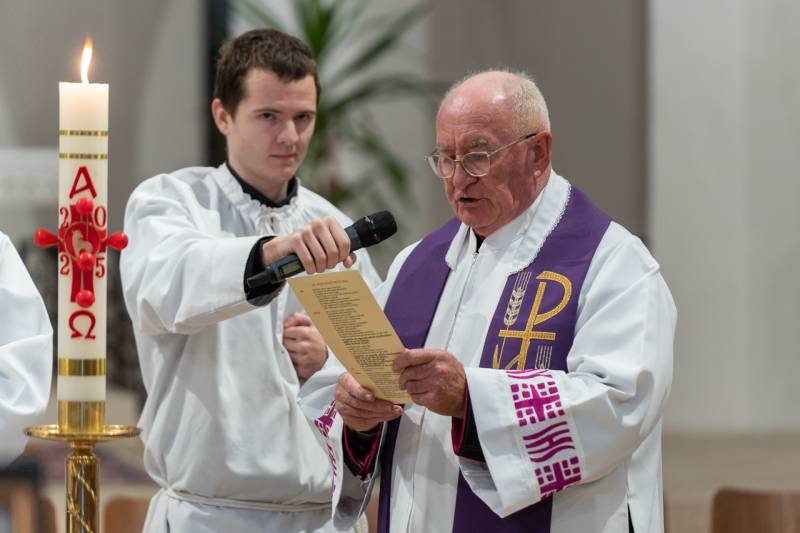 2025_10_27_gyurosovics temetes_38.jpg 2025_10_27_gyurosovics temetes_38.jpg